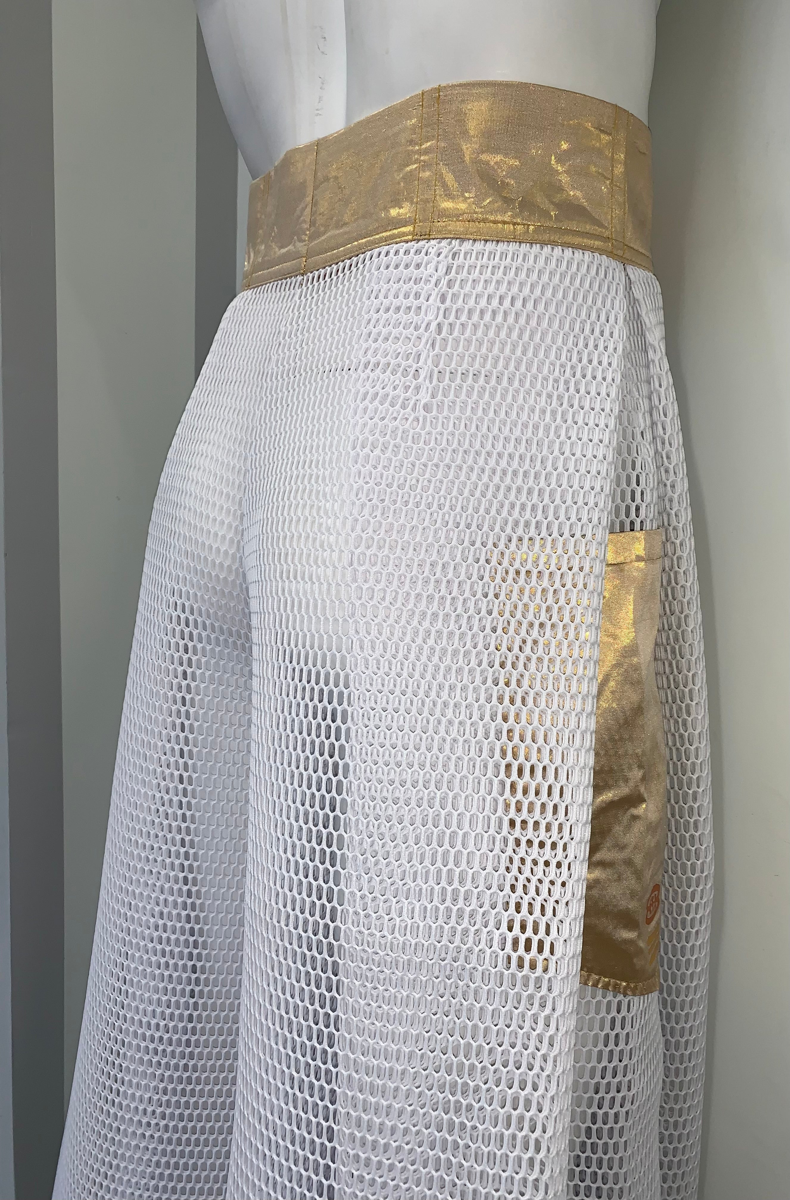 WHITE MESH METALLIC GOLD POCKETS WAIST Pants