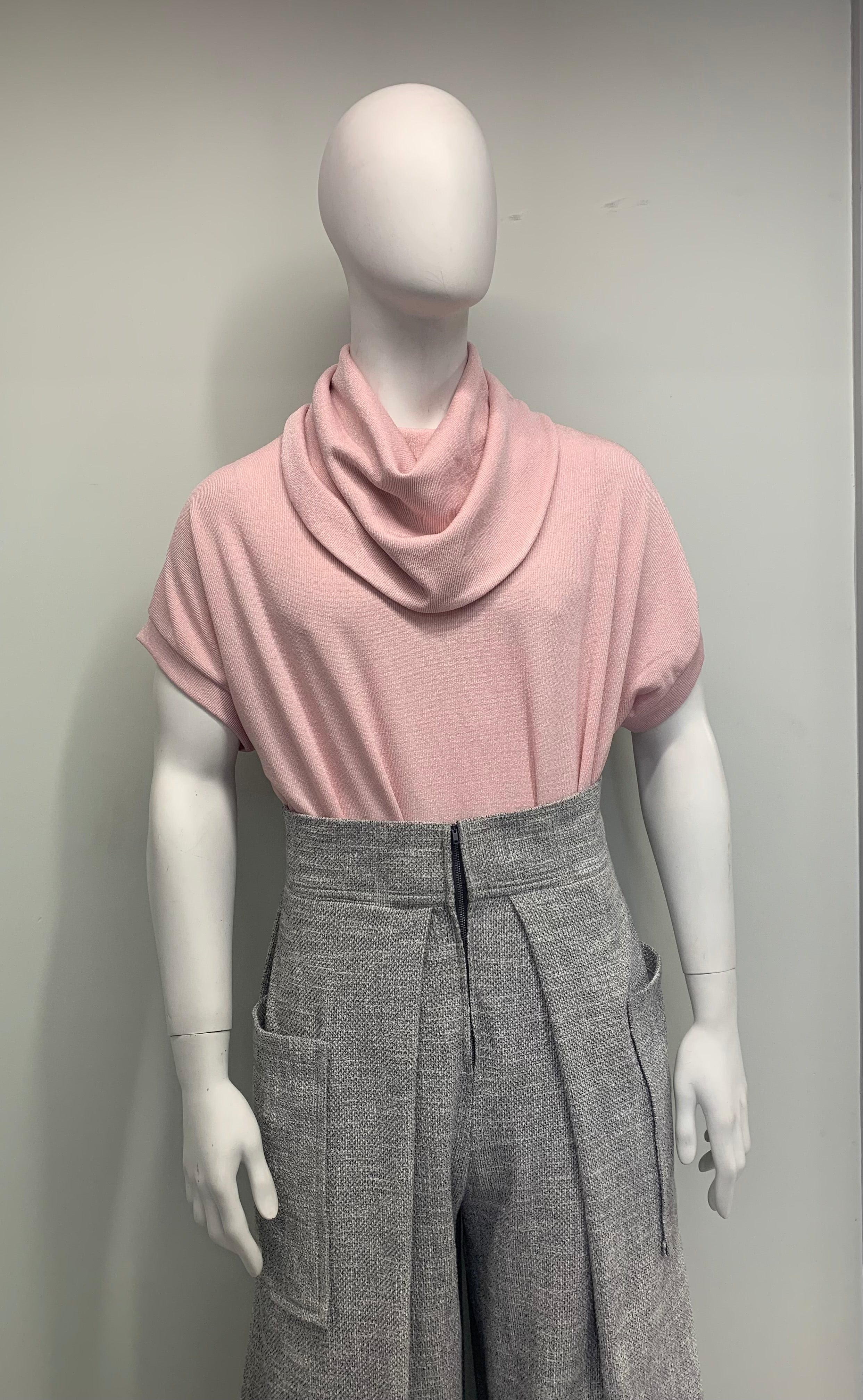 COWL NECK LIGHT PINK POUCHED Top