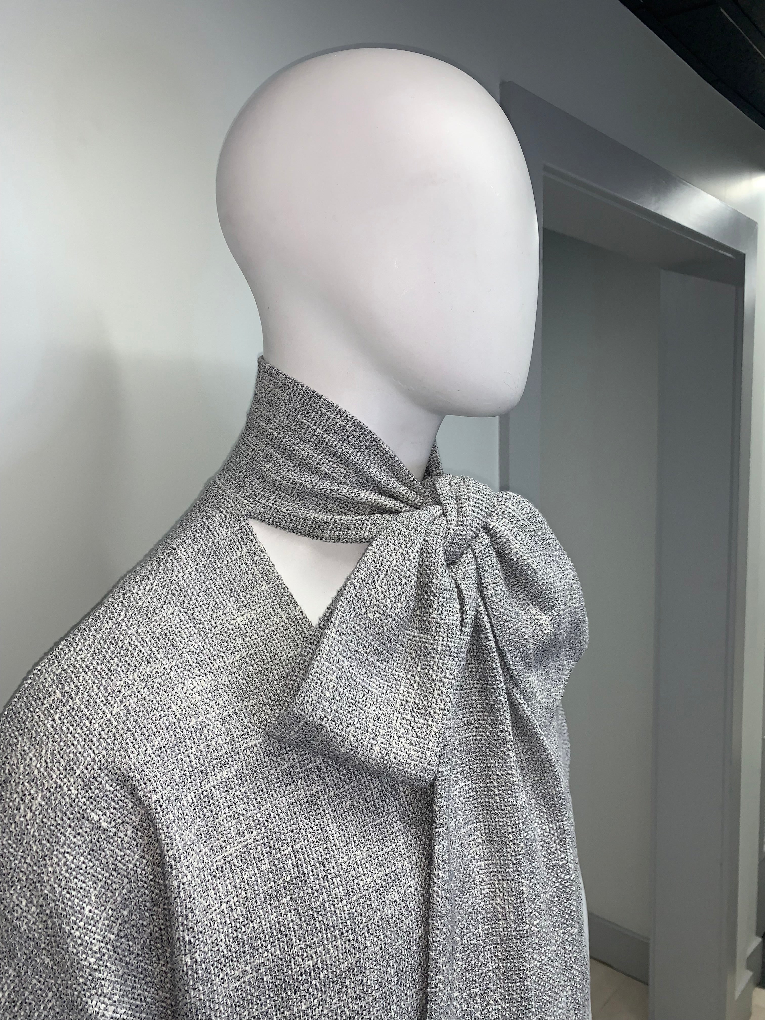 NECK TIE KNOBBY KNIT SHORT SLEEVE POUCHED Top