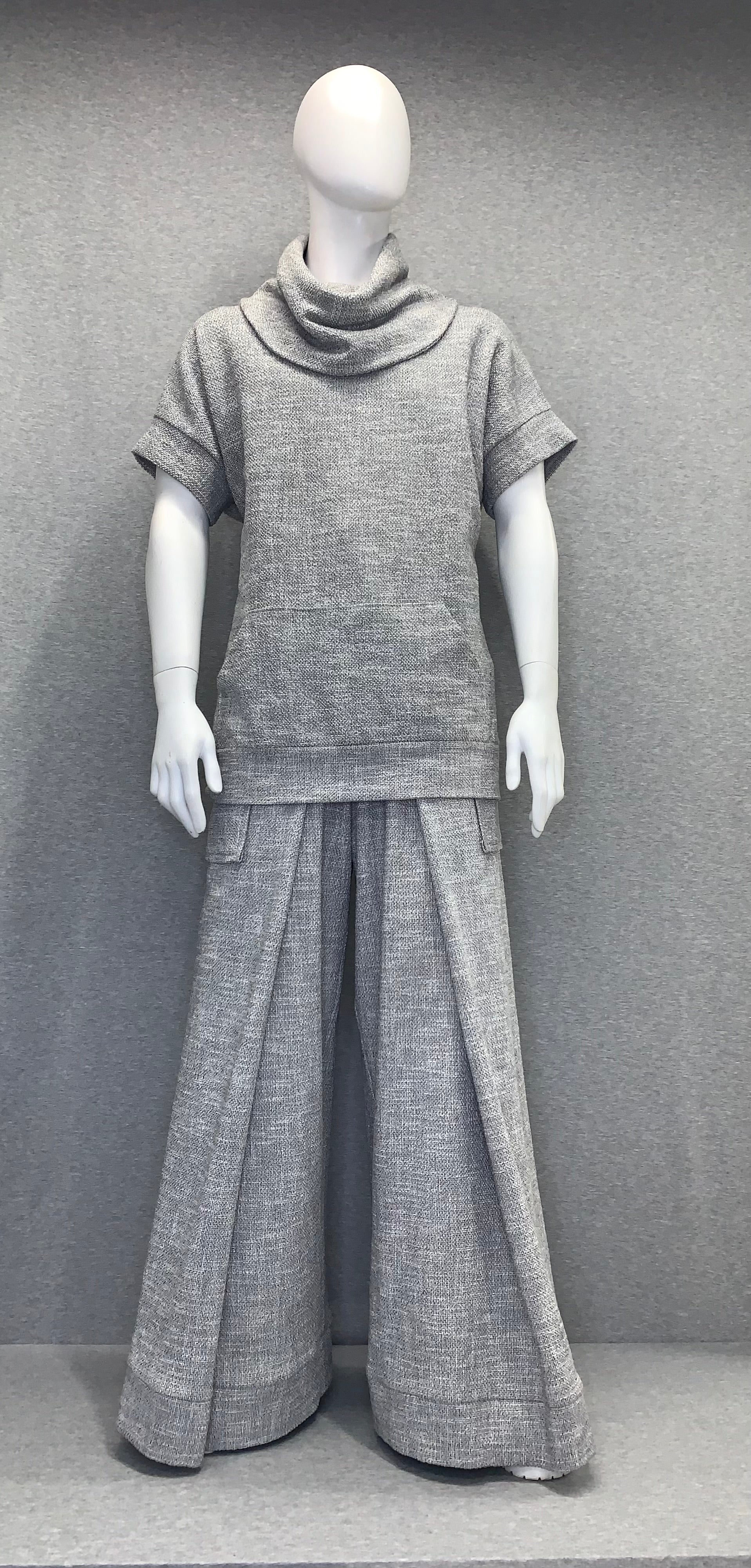 HEATHER GRAY KNOBBY KNIT COWL NECK Pullover