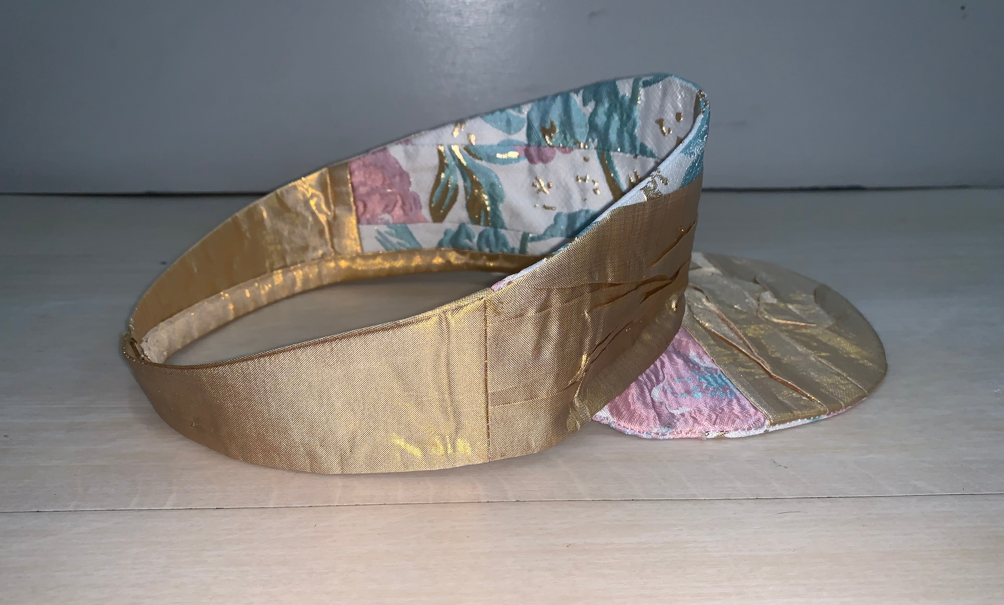 METALLIC GOLD BROCADE Visor