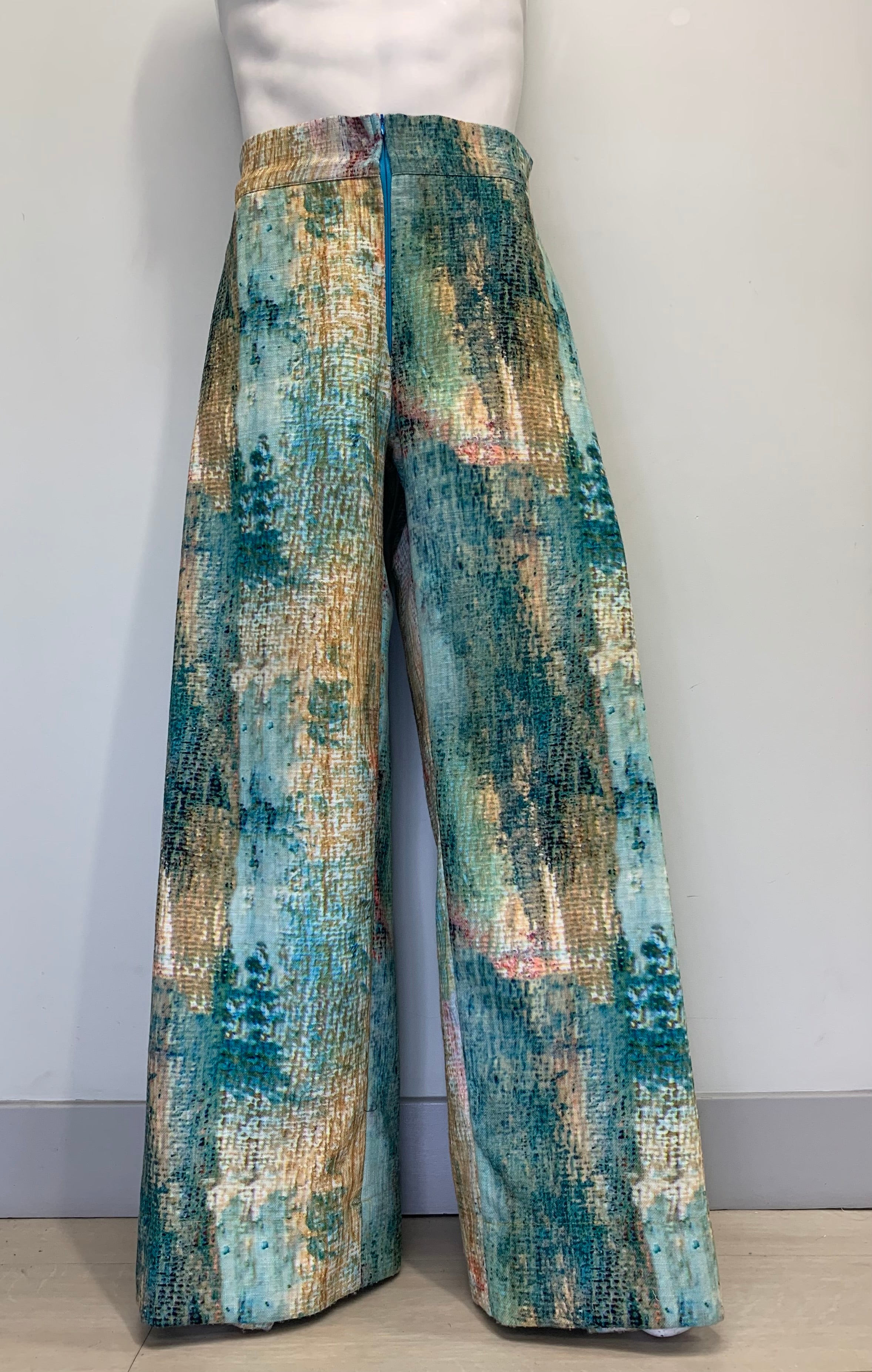 ABSTRACT ILLUSION IMAGE TURQUOISE AND GOLD Pants